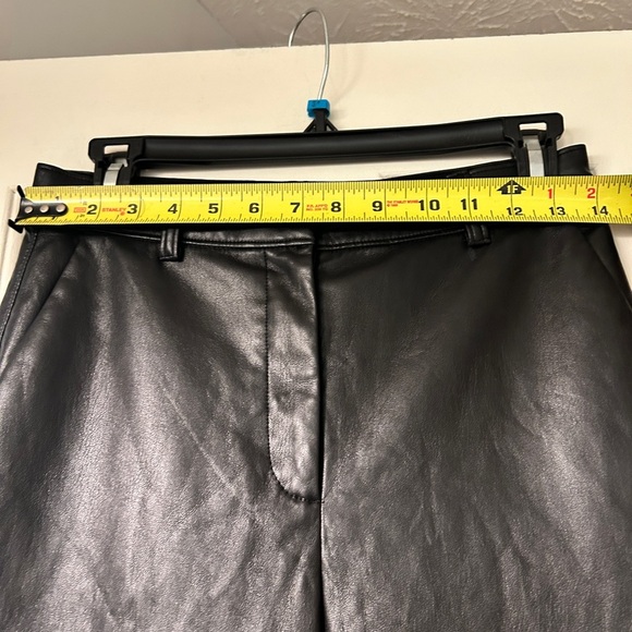 Aritzia Babaton | Hasek Faux Leather Cropped High Waisted Pants - Size 4 - Picture 6 of 8